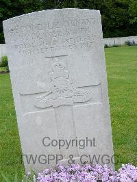 Etaples Military Cemetery - Fraser Smith, Sidney Fraser